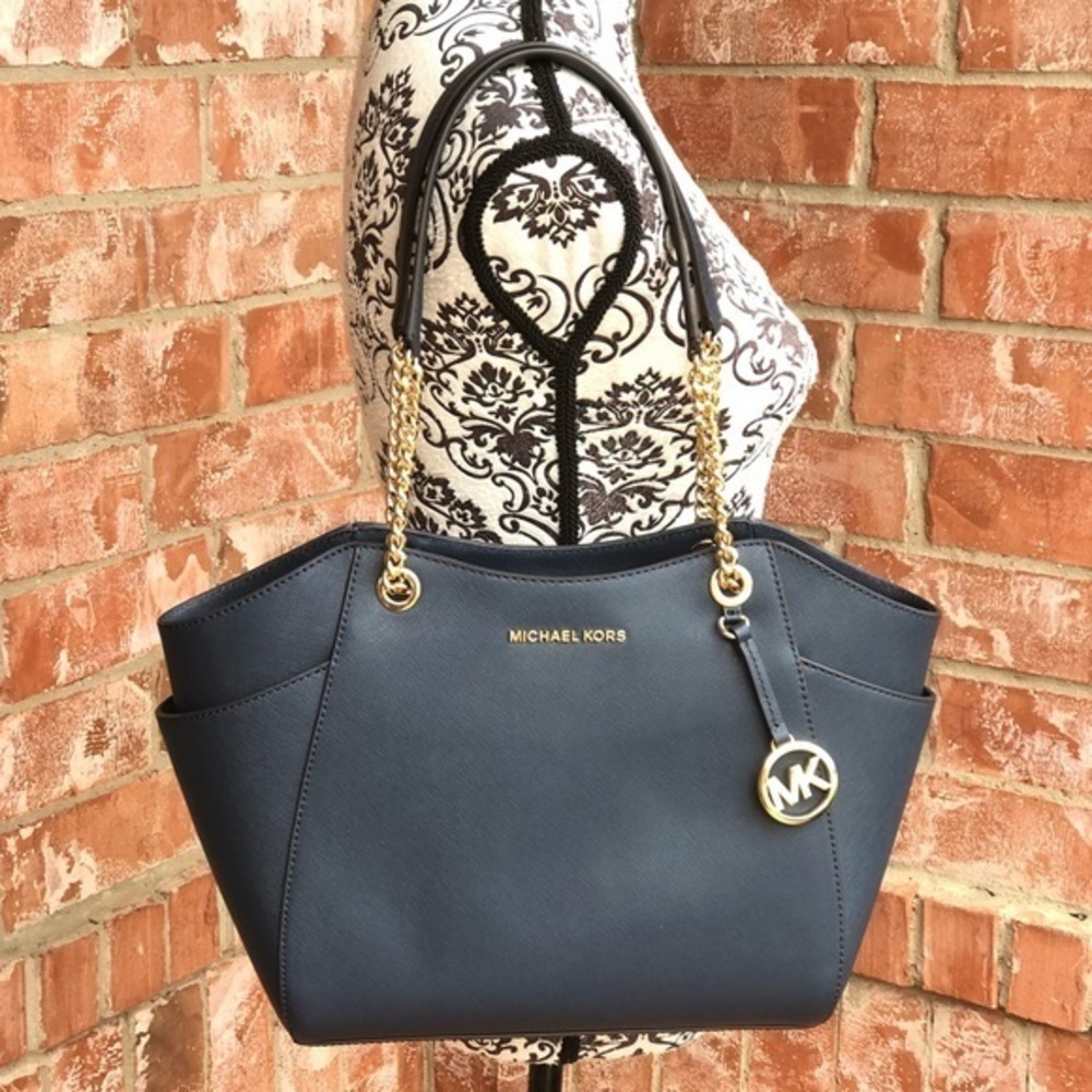 Michael Kors jet set chain shoulder bag navy color